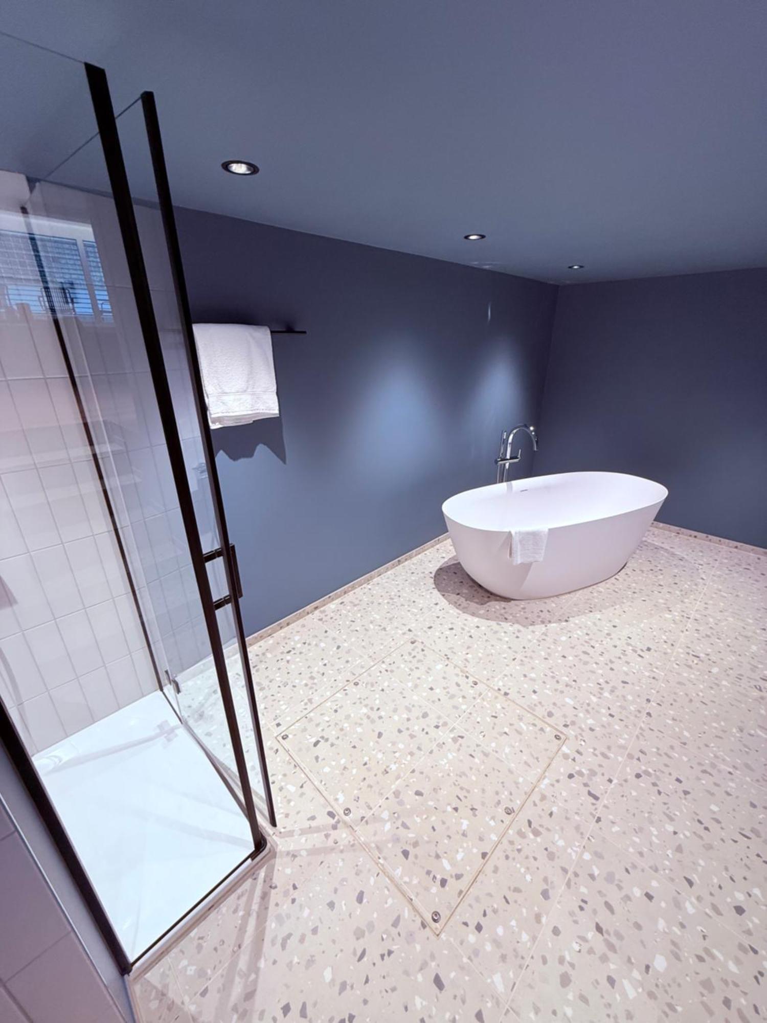 Hotel Hop & 4*